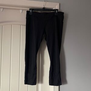 Lululemon Run Athletic Cropped Yoga Leggings Sz 10 Black Zip Pocket Stretch